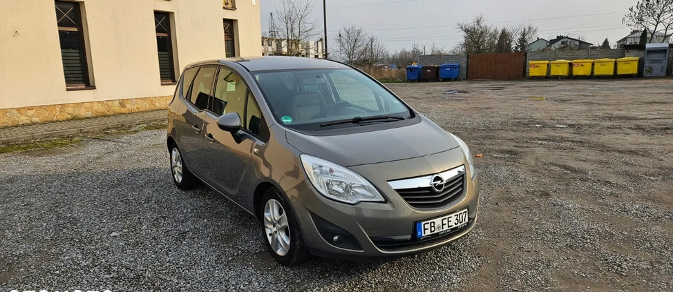 Opel Meriva cena 19900 przebieg: 207000, rok produkcji 2011 z Ryki małe 352